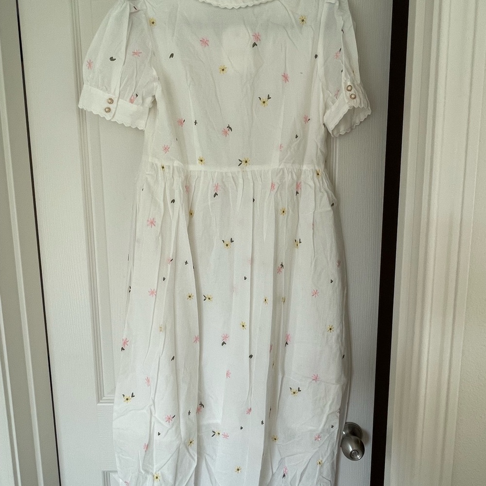 NWT Simple Retro Mariam Daisy Embroidered Dress Medium - Picture 3 of 7